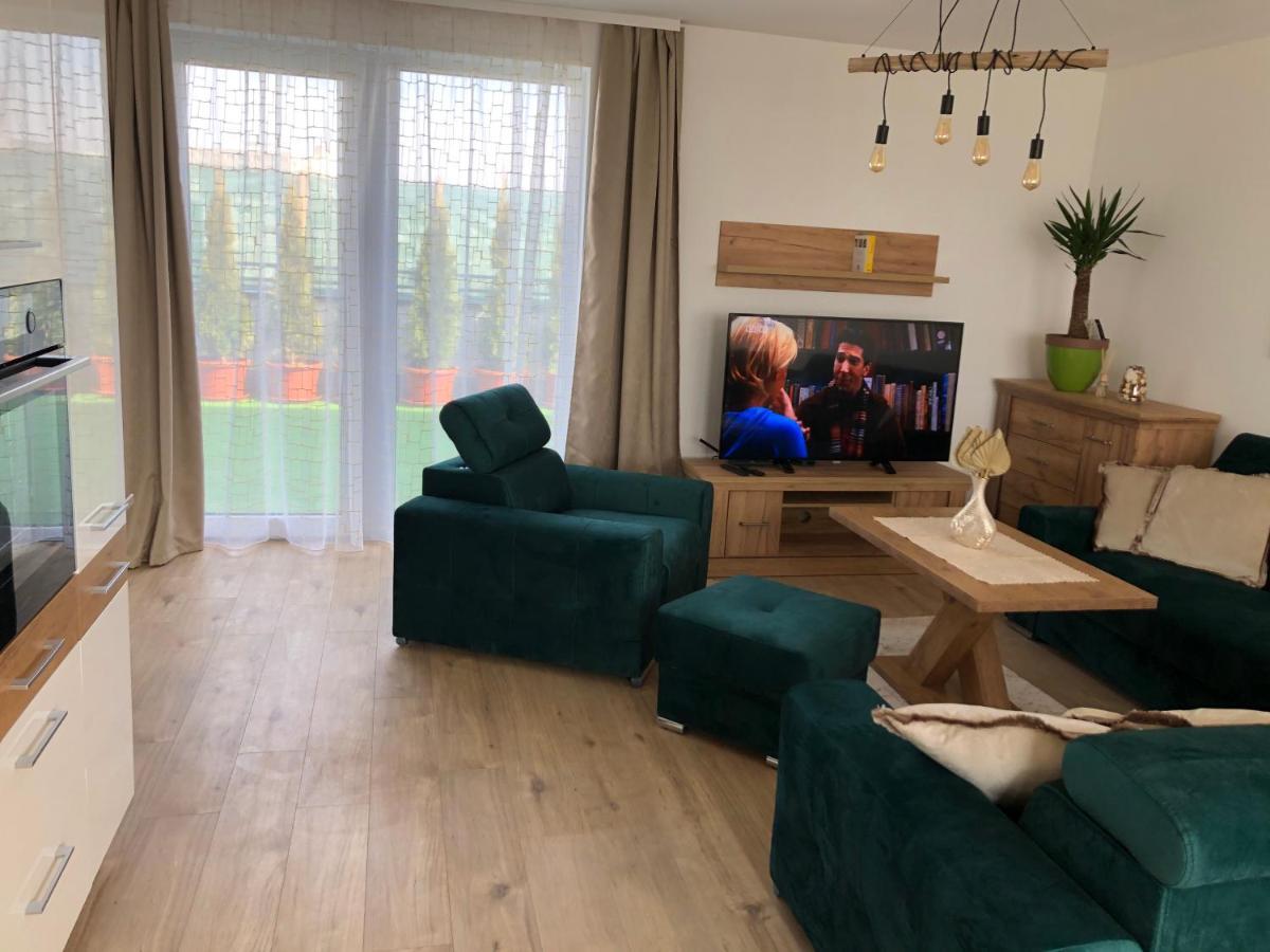Tatra billetee apartmán s luxusným výhľadom na VysokéTatry a súkromným wellness Poprad Exterior foto